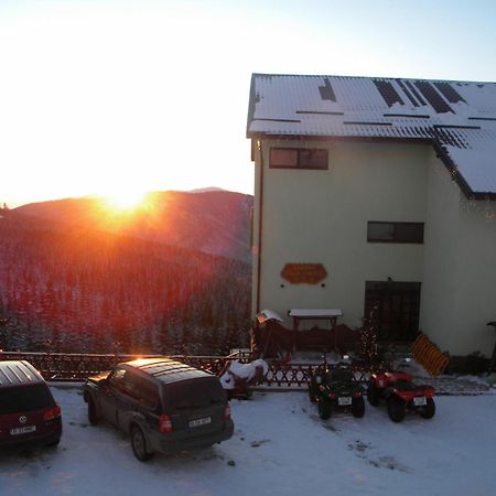Pension Valea Mariei Рынка Экстерьер фото